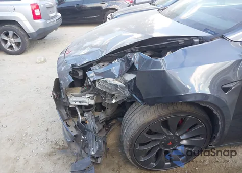 2022 Tesla Model Y Performance Dual Motor All-Wheel Drive из США, поврежденный, VIN 7SAYGDEF3NF347367